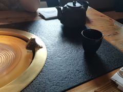 -湊湊火锅·茶憩(南京东路悦荟店)