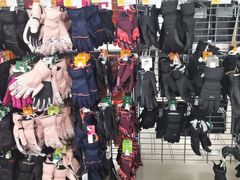 -迪卡侬(西三旗店)