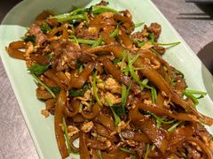 -潮界(LU·ONE凯德晶萃广场店)