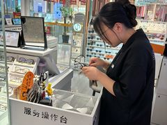 -LOHO眼镜(上海市浦江万达店)