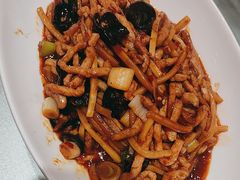 -辛香味烧鱼馆·非遗技艺·排骨红烧肉(光谷医药园店)