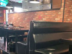 卡座-炙韩料理·部队锅专门店