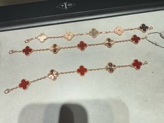 -梵克雅宝(国贸商城店)