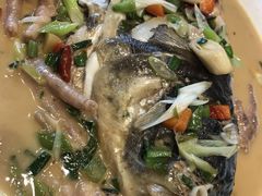 土烧鱼头-聚丰园•湖鲜餐厅(阿红私房菜梅石路店)