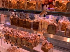 -巴黎贝甜(大宁国际商业广场店)