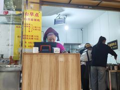 -文山荷鲜居(翠湖店)