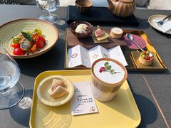 滇红玫瑰乳扇拿铁-FOOOO CITY CLUB 孚乐里音乐西餐酒吧(悠方店)