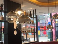 -必胜客(武汉欢乐谷店)