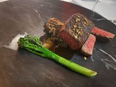 安格斯牛排配灰树花-三嚥阁 La Villa Restaurant