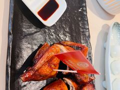 非遗红烧乳鸽-侨美食家·粤菜(体育西路店)