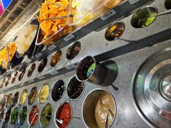 自助调料区-东道煮牛肉火锅(东盛大街店)