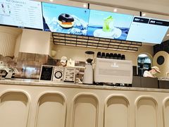 -HOT CRUSH趁热集合·现烤面包(环球港店)