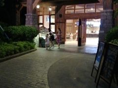 -横琴湾畔餐厅(长隆海洋王国白鲸剧场店)