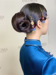 点击看大图 -荷玛高端新娘跟妆团队·彩妆培训