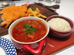 罐焖牛肉配米饭-哈拉硕俄式西餐