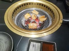 -山川小町·极番烧肉(新地假日广场店)