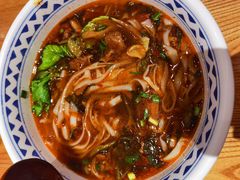 爱吃酸菜牛腩米粉-三两粉(深圳南山桃园店)