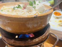 -头上红煨盐鸡·非遗院子餐厅