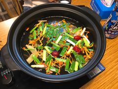 -陆记牛庄·碳锅龙虾烧烤(爱上花园店)