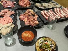 -啊美丽炭火烤肉(滑翔一店)