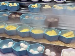 -新艺自助美食城(中山路店)