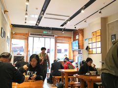 大堂-呼啦面馆·头牌豌杂面(爱琴海店)