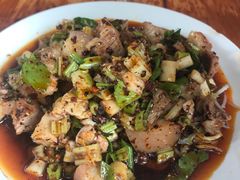 凉拌拐肉-叶老大肥肠
