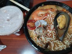 冬阴功汤泡面-清迈清迈巷口小排档(烟台山店)
