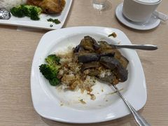 肉酱鱼香茄子饭-佰搭果·广式茶餐厅(西华路店)