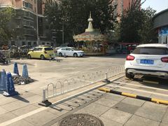 -悦邻百姓广场-停车场