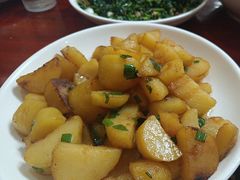 -芦茨金富饭庄·25年老字号·专做稻草鸡