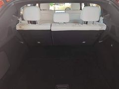 -小鹏汽车(上海静安大融城店)