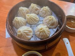 -莱莱小笼·乔艾