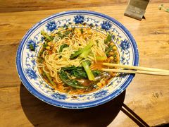 -万记麻辣烫国展总店