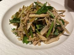-新白鹿餐厅(银泰西湖文化广场店)
