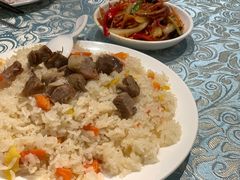 碎肉抓饭-巴扎美食·新疆菜·西域歌舞表演餐厅(新疆大厦店)