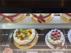 -花花卷卷·鲜食蛋糕(静安久光百货店)