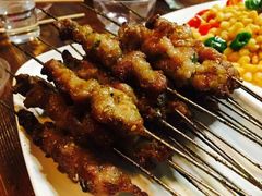 -老街烧烤(华中农业大学梧桐路步行街店)