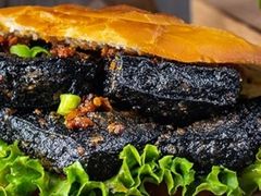 豆腐夹馍香肠套餐-自黑豆夫·臭豆腐夹馍(四海唐人街店)