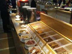 自助取餐区-东泉假日温泉酒店-悦荷轩餐厅