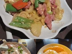 -大头虾越式风味餐厅(光明广场店)