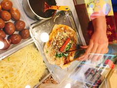 熏肉大饼-车百地下美食城(欧亚车百店)