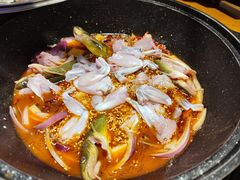 -小小河边鱼(天润城店)