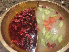 鸳鸯锅底-小龙坎火锅(黄河店)