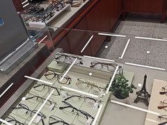 -吴良材眼镜(南翔印象城MEGA店)