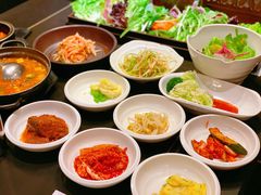 -韩屋韩国料理(天山路店)