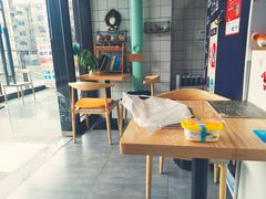 -蜜蜂小象·榴莲千层蛋糕(时代汇11栋店)