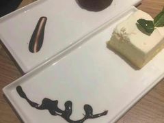 -必胜客(欧亚卖场店)