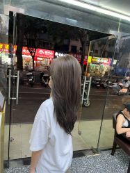 -藤野造型专业烫染接发