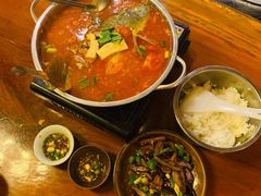 -苗湘食府(十年店)